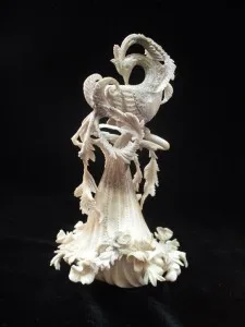 L'Oiseau de Feu, sculpture russe en ivoire de mammouth