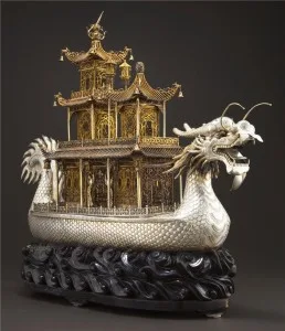 Sculpture en ivoire de l'ecole chinoise des tailleurs d'os